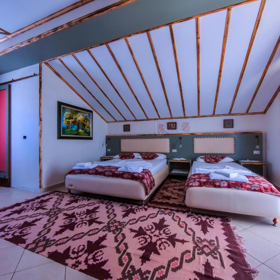Oda'S Room Sarande Bagian luar foto