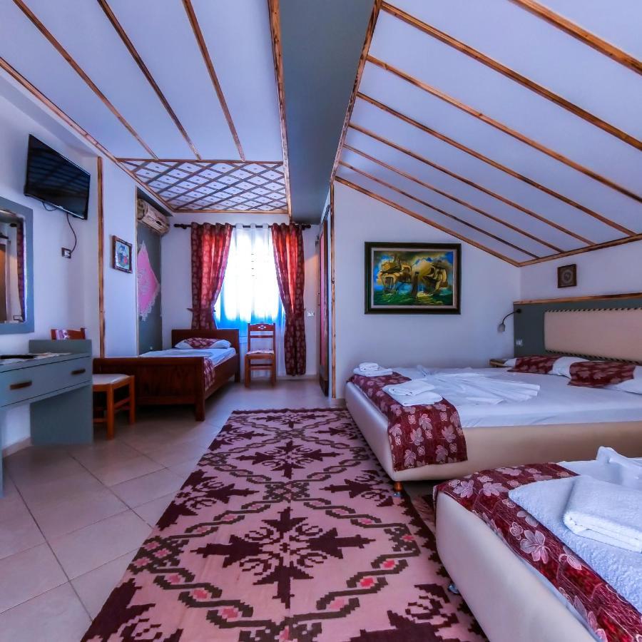 Oda'S Room Sarande Bagian luar foto