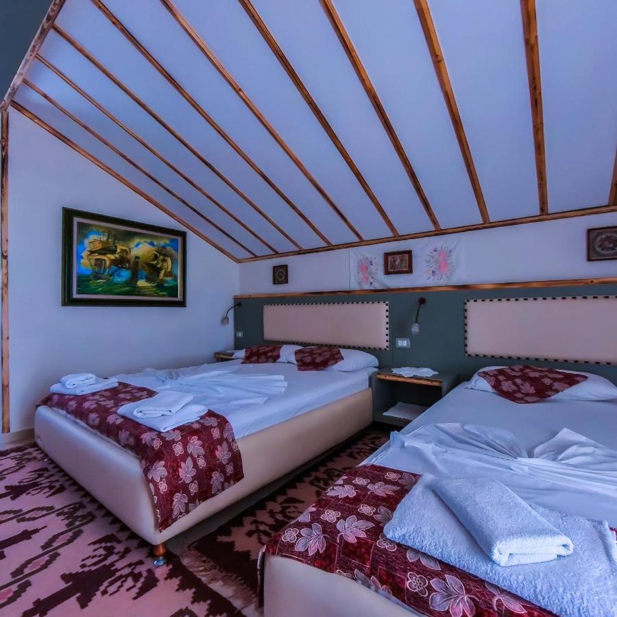 Oda'S Room Sarande Bagian luar foto
